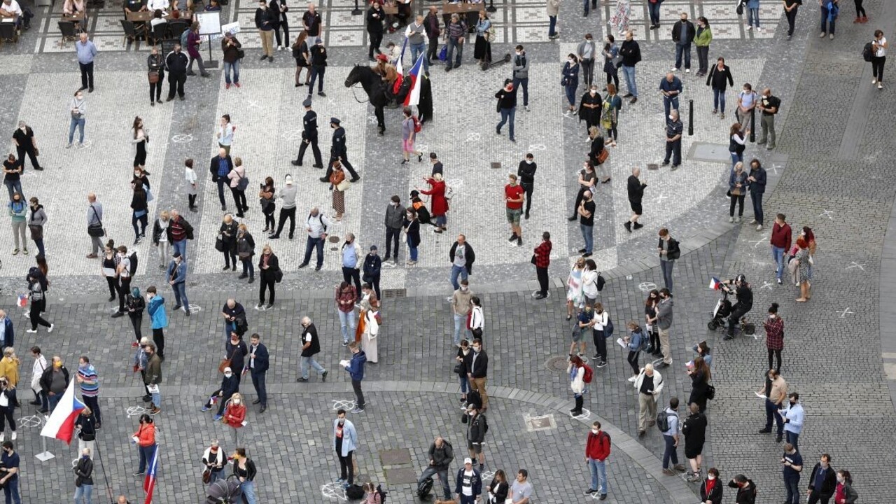 Chovateľovi ušiel dvojmetrový had. Naháňali ho v centre Prahy