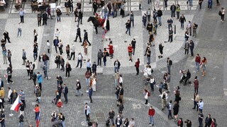 Chovateľovi ušiel dvojmetrový had. Naháňali ho v centre Prahy