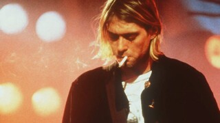 Cobainovu gitaru z legendárneho koncertu vydražili za milióny