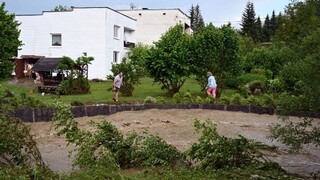 Po odstraňovaní škôd prišli ďalšie vlny. Pichne opäť zatopilo