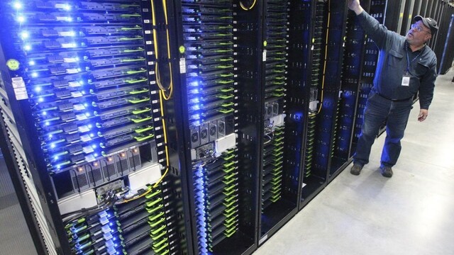 Fugaku bojuje proti pandémii. Je najrýchlejším počítačom