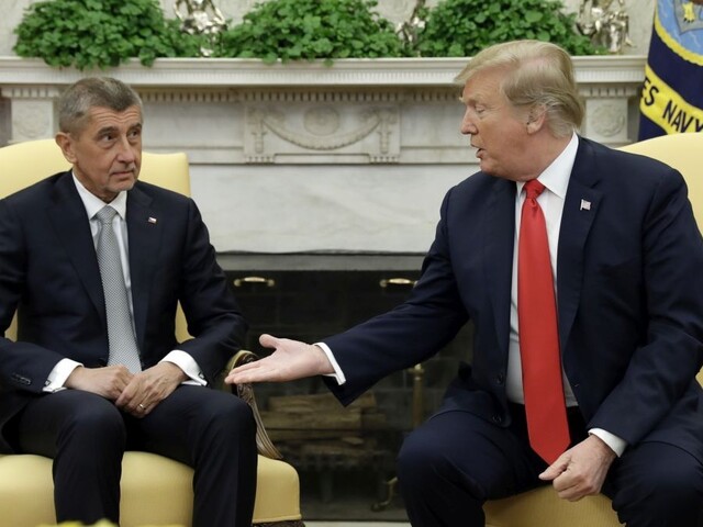 V knihe o Trumpovi skritizovali aj Babiša. Ten sa ohradil