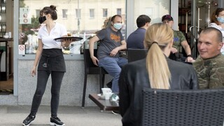 Pandémia náš región EÚ zasiahla menej, ekonomiky utrpeli viac