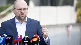 Výber predsedu ÚRSO napreduje, kandidátov vypočúvajú verejne