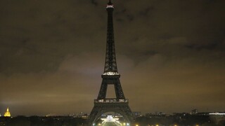 Eiffelovu vežu opäť otvorili, neprístupná bola od polovice marca