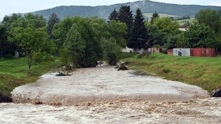 Po silnom daždi sa zosunula pôda, vyhlásili mimoriadnu situáciu