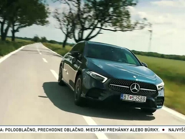 Mercedes-Benz A 250 e a Suzuki SX4 S-Cross