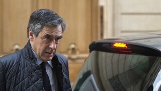 Bývalého francúzskeho premiéra Fillona odsúdili za spreneveru