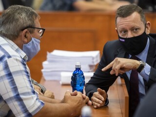Znalec nenašiel zásahy do Threemy, o ktorých hovorili Kočner a Zsuzsová