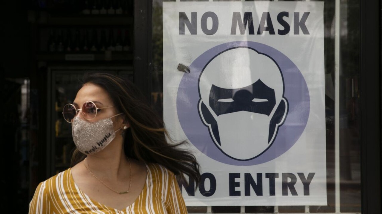 Nákazlivejšia, nahrádza prvú verziu. Šíri sa nová mutácia vírusu