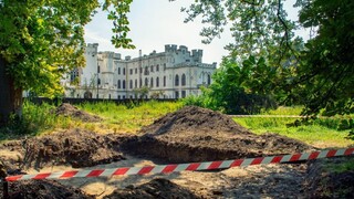 Ako ďalej s Rusovcami? Analyzujú súťaž na obnovu kaštieľa