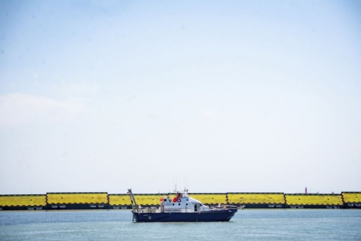 italy-venice-flood-barriers-59684-9a07d13264d44e349a42500d24a2fc71_b3374942.jpg