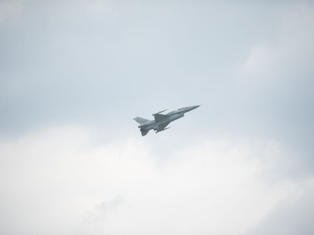 Slovenskí piloti absolvujú v USA výcvik na stíhačky F-16