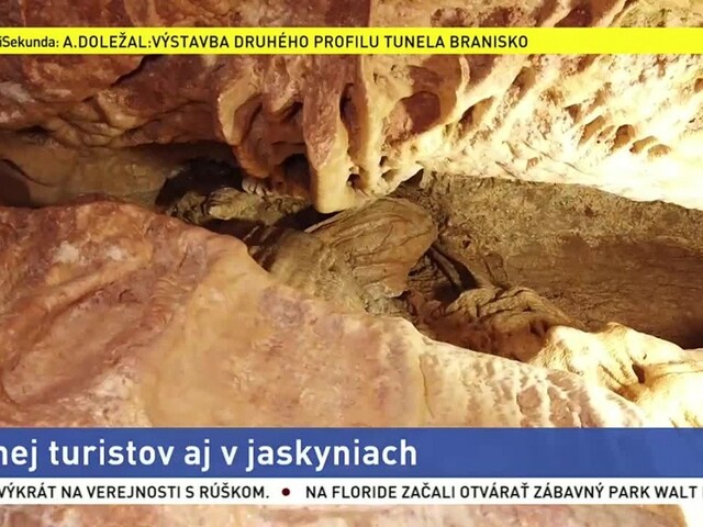 Do jaskýň chodí menej turistov, budú potrebovať finančnú pomoc