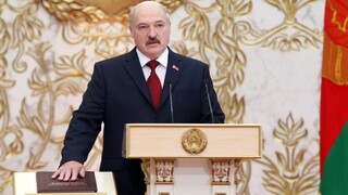 Dvom hlavným Lukašenkovým rivalom zakázali účasť na voľbách