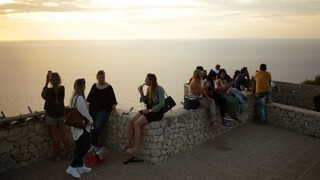 Malorka si chce zlepšiť renomé, zakročí proti ilegálnym večierkom