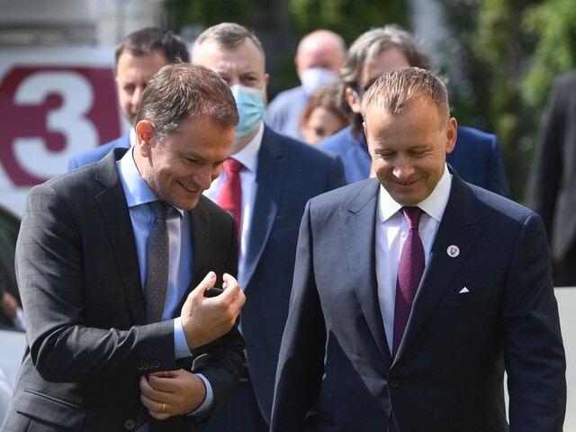 Matovičova vláda predstavila veľký balík sociálnych opatrení