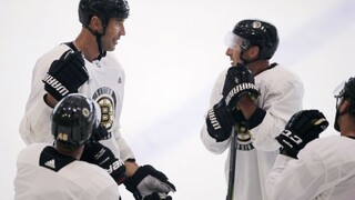 Bruins už zarezávajú na ľade, podľa Cháru cítiť hlad po hokeji