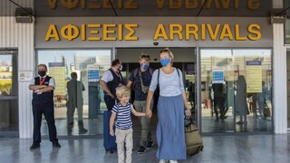 Za nedodržanie karantény hrozí pokuta, zmeny schválil parlament