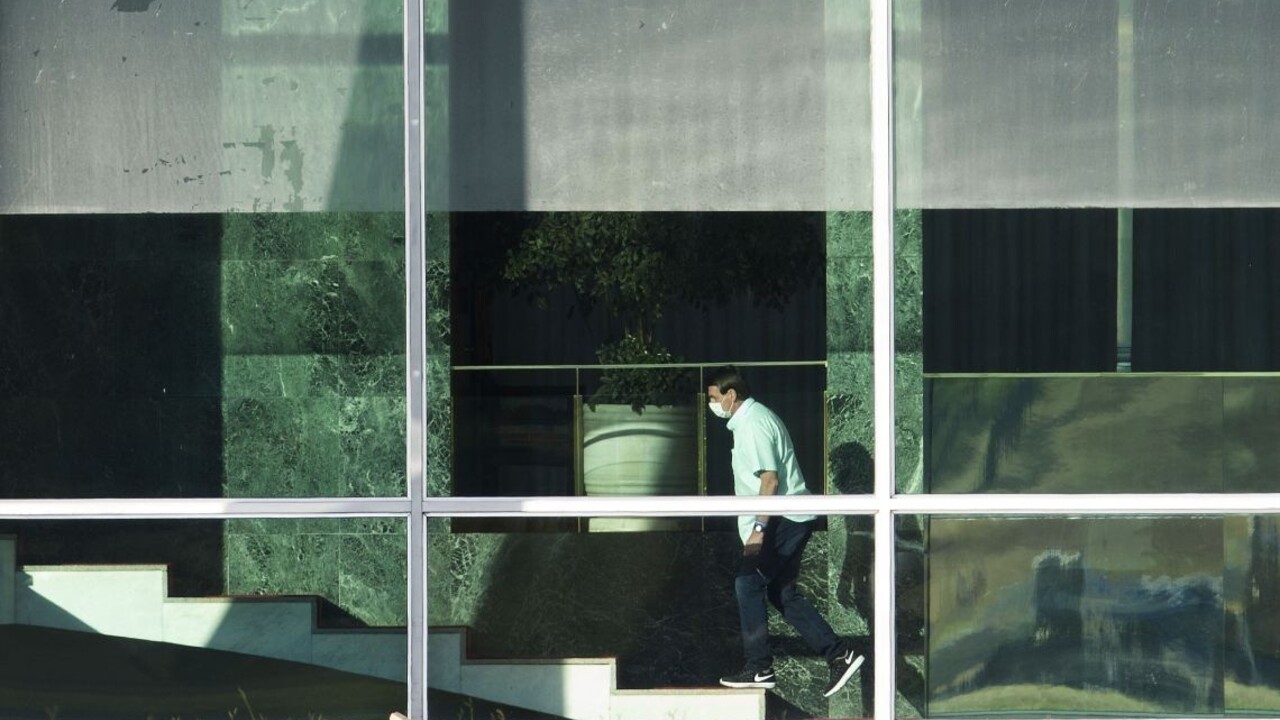 Bolsonaro absolvoval ďalší test, výsledok je opäť pozitívny