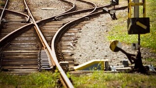 Vlak v ČR vyšiel po nesprávnej trati, evakuovali desiatky ľudí