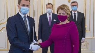 Som sklamaná a smutná, reaguje Čaputová na plagiátorskú kauzu