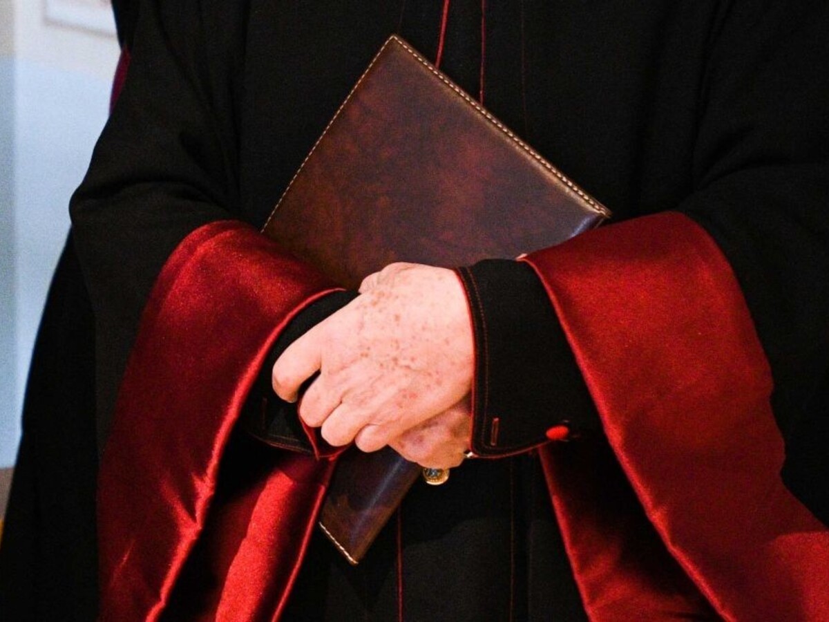 Slovenský arcibiskup má koronavírus, s vikárom boli v Nemecku
