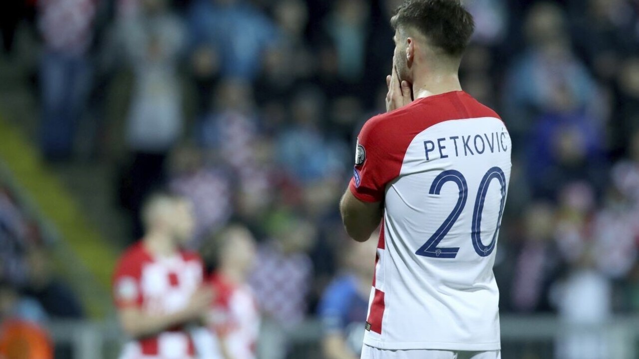 Diváci musia zo štadiónov, sezónu Chorváti dohrajú bez nich