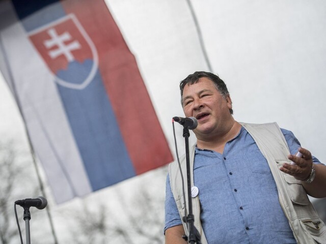Profesor Krčméry sa dožíva 60 rokov. Vírus nás učí pokore, tvrdí