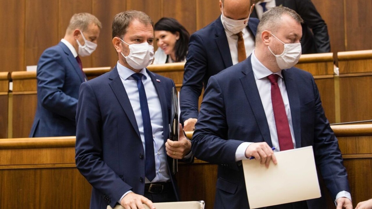 Koalícia vysvetľovala, prečo chýbali poslanci. Išlo o symbolické gesto