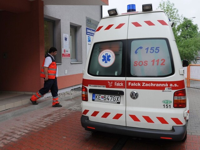 Ide o minúty. Na infarkt upozorní bolesť v hrudníku, prvou pomocou je záchranka