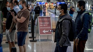 Druhá vlna je tu, varuje Nemecko po prudkom náraste prípadov