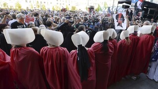 Poľsko vypovie Istanbulský dohovor, ulice zaplnili protestujúci
