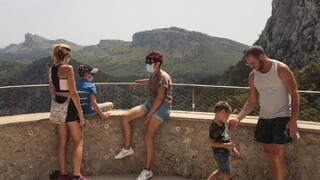 Madrid sprísňuje opatrenia, sústreďuje sa najmä na mládež