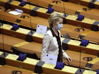 "Zóny bez LGBT" nedostanú granty. Šéfka EK rozhodnutie obhajuje