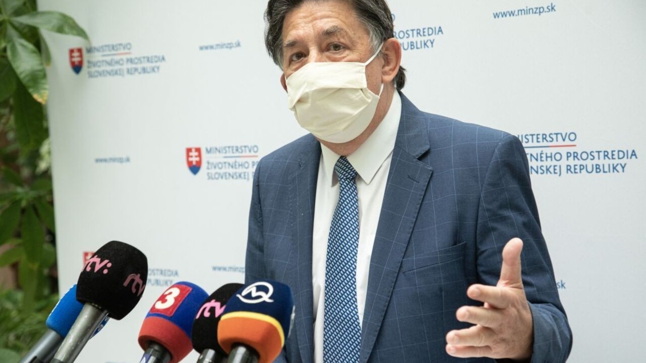 Mali navádzať starostov. Budaj podáva trestné oznámenie