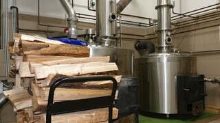 Domáce pálenie destilátov chcú zakázať, pre štát je neefektívne