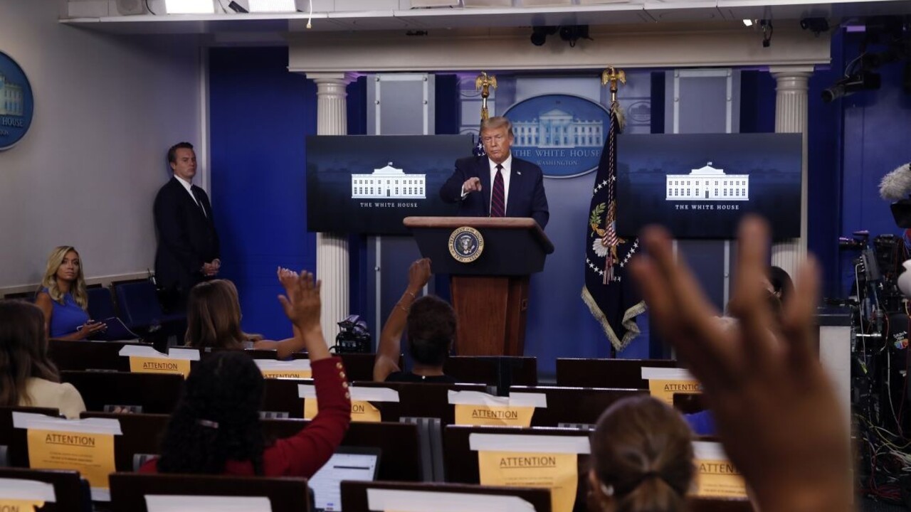 Mohlo ísť o útok, tvrdí Trump. Bejrútu je pripravený pomôcť