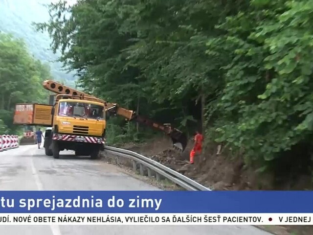 Cestu zničila povodeň, župa chce stihnúť opravu do začiatku zimy