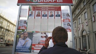 Bielorusi si volia prezidenta, Lukašenko sa uchádza o šiestykrát