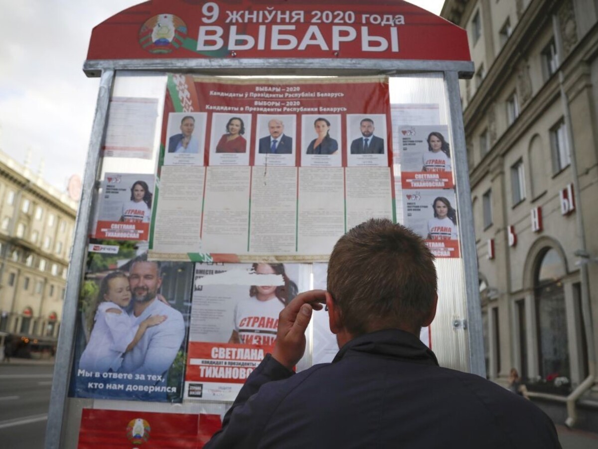 Bielorusi si volia prezidenta, Lukašenko sa uchádza o šiestykrát