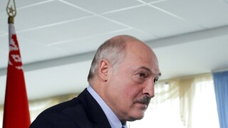 V Bielorusku sa konajú voľby, Lukašenko hovorí o prevrate