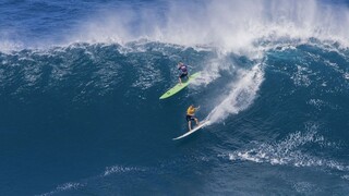 Vo vnútrozemí Kalifornie sa uskutočnila zaujímavá súťaž surfistov