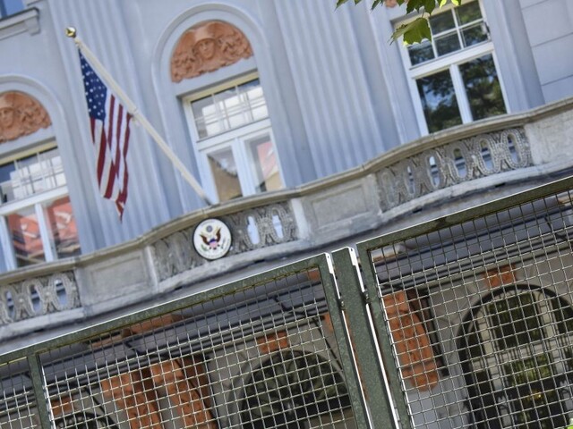 Tlieskame Slovensku, reagovali USA na odchod diplomatov