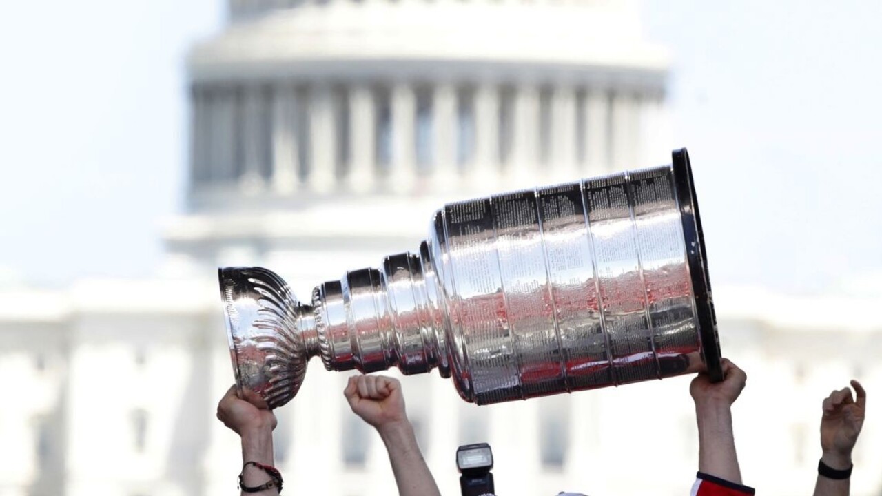 Draftovú lotériu vyhrali Rangers, vyberú si kanadský supertalent