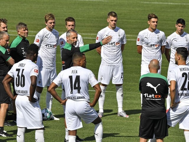 Bundesliga je stále bez divákov, Nemci nechcú riskovať