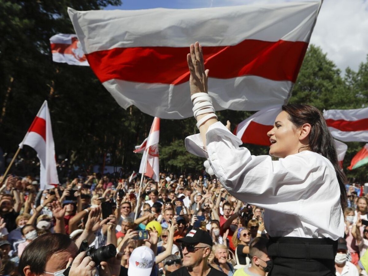 Lukašenkova súperka ušla a na videu sa prihovorila národu