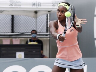 Bradyová je premiérovo vo finále WTA, zdolala svoju krajanku