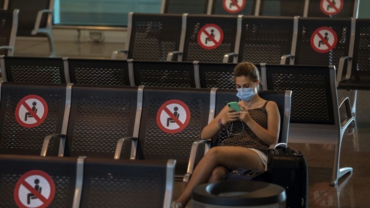 Česko sprísňuje opatrenia, nové prípady nákazy pribudli i u nás