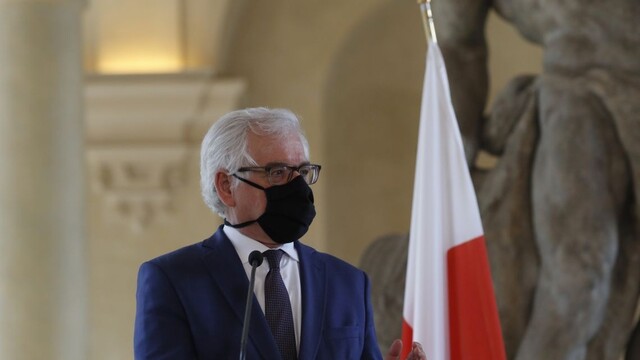 Poľský minister podal demisiu, premiér nemá situáciu pod kontrolou